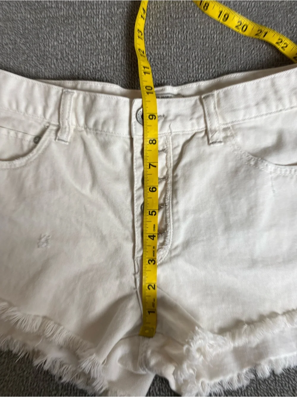 Free People Mid Rise Frayed Hem Button-Fly Denim Shorts- Summer Beach Vaction